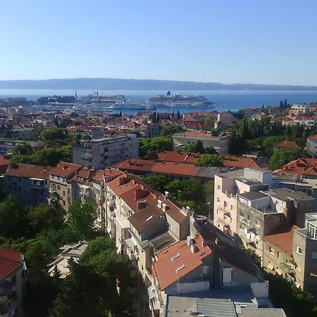 Διαμέρισμα Bella