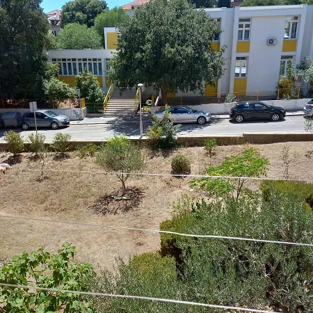 Bella Apartman